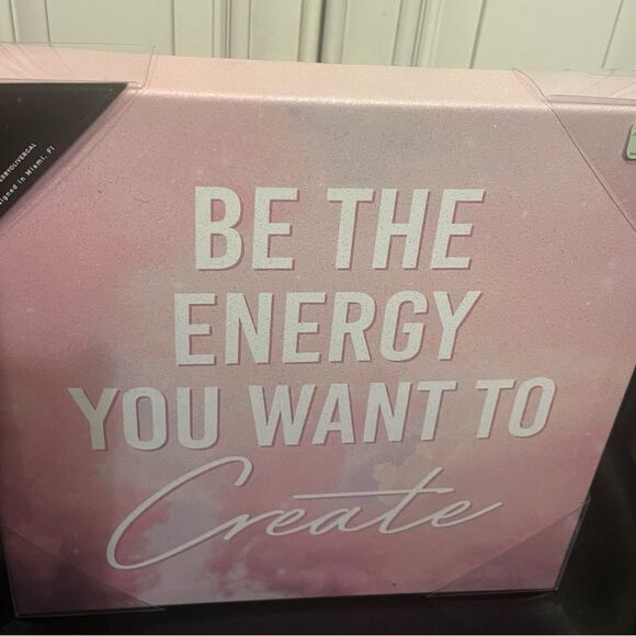Oliver gallery Wall canvas 12x12 “Be the energy you want to create “ - Picture 1 of 6